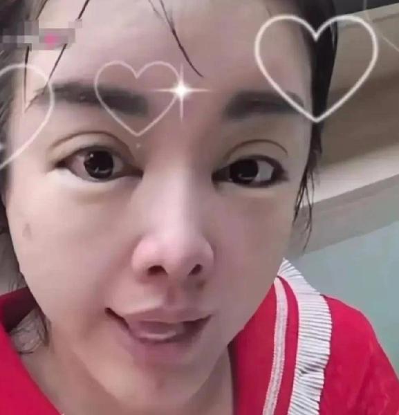 这个结过6次婚的女人名叫于文红，是靠医美发家的顶级富婆，行事高调且颇具争议，专门