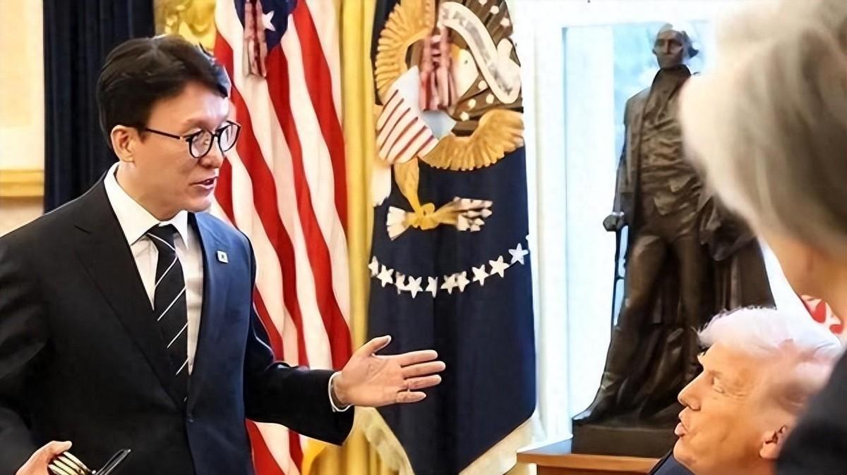 3 月 14 日，朝鲜从顺安一口气甩出十多枚短程弹道导弹，射程直指 350 公里