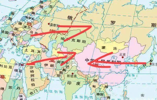 许多国家不得不为战争做好准备…
A，乌克兰周边：波兰，罗马尼亚，摩尔多瓦，匈牙利