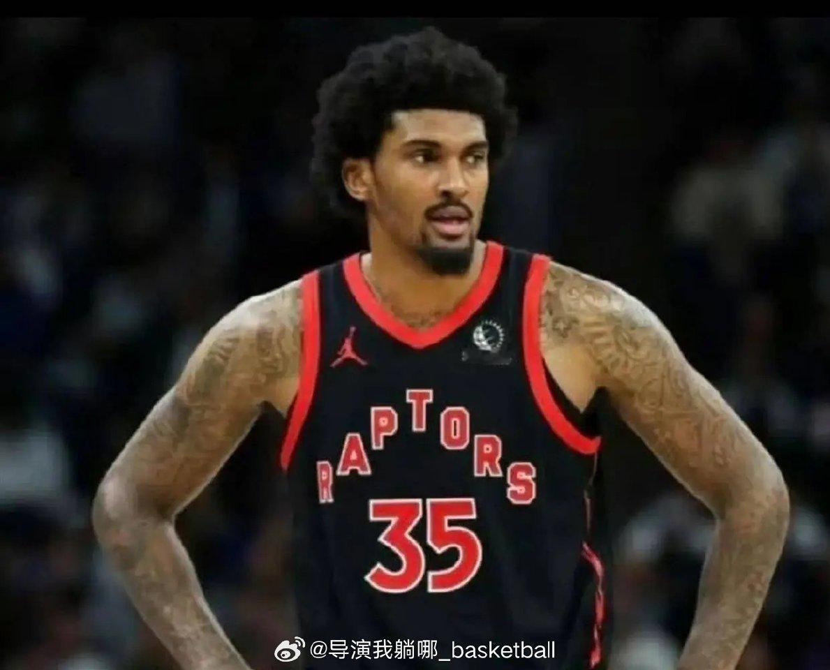 CBA这版本季后赛拼的就是小外与内线的挡拆出来的机会。要么小外外线投篮，要么中锋