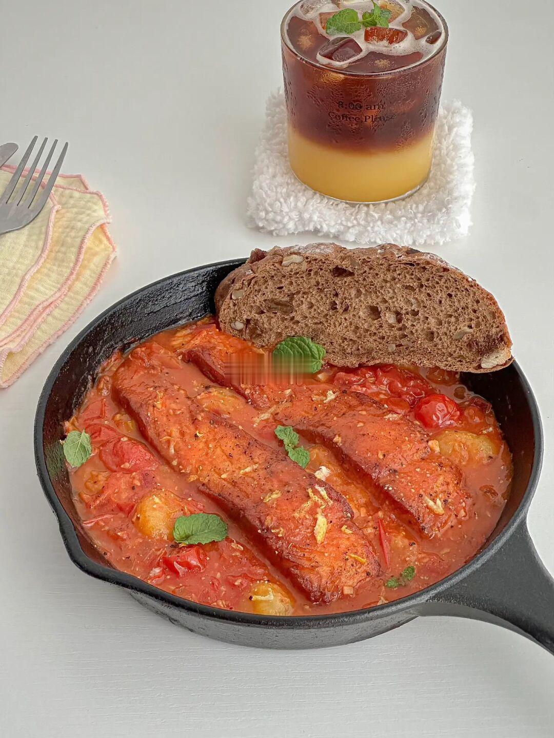 દ⍤૩ 🥣 ⑅快手料理🍽️爆汁番茄三文鱼🐟