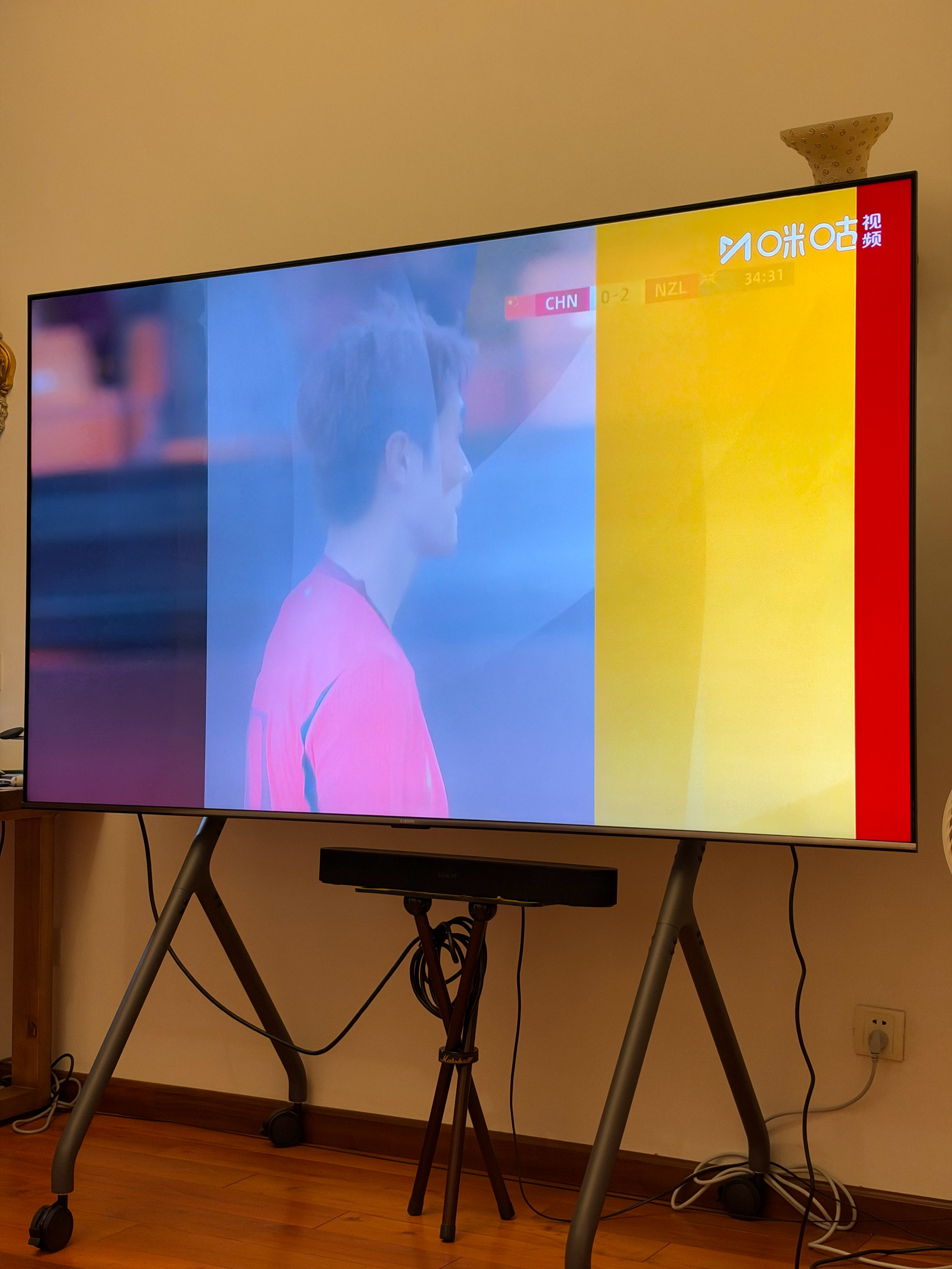 国足vs新西兰不愧是参加美加墨世界杯的球队，新西兰实力明显强咱们一大截，下半场给
