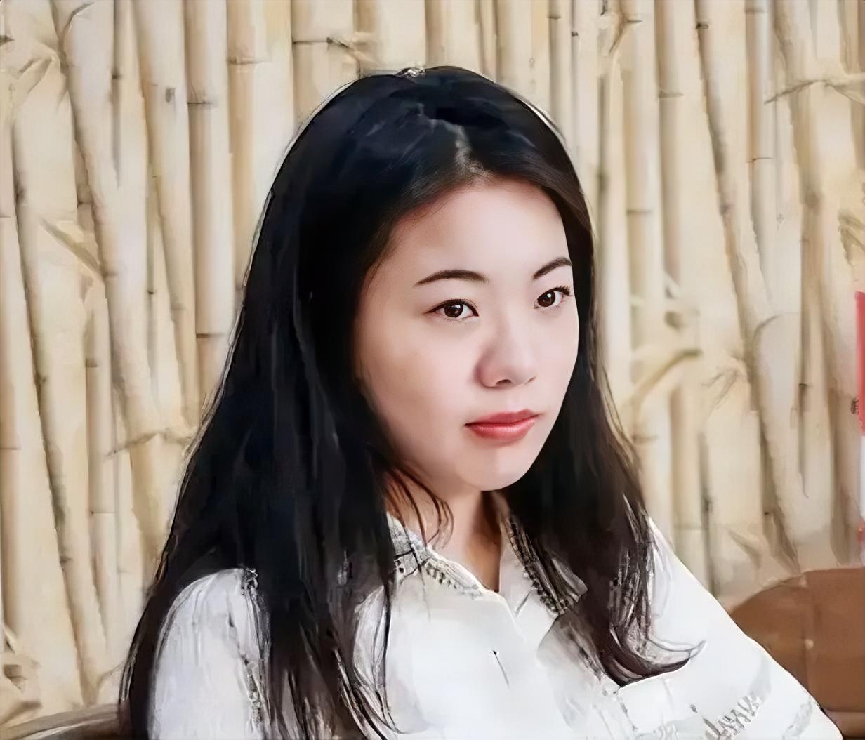 蒋方舟的硕士学位被中国人民大学撤销了，这是个好消息，也是个大消息，但同样发人深省