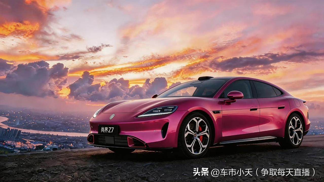 昨天的鸿蒙智行发布会发布了两款新车，尚界的Z7和Z7猎装版。而传闻已久的问界M6