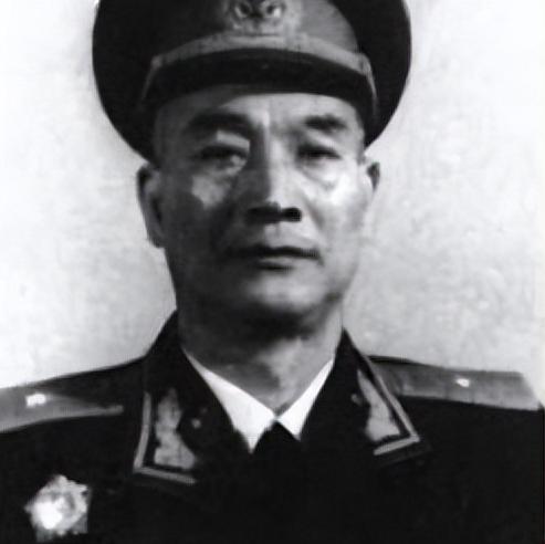 1950年，李治带枪前来找毛主席要钱，但他被门口的警卫员拦下了下来，但毛主席知道