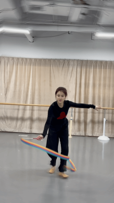 张慧雯说要来浪姐当舞担张慧雯浪姐官宣转了15个圈张慧雯强势入驻乘风2026，转圈