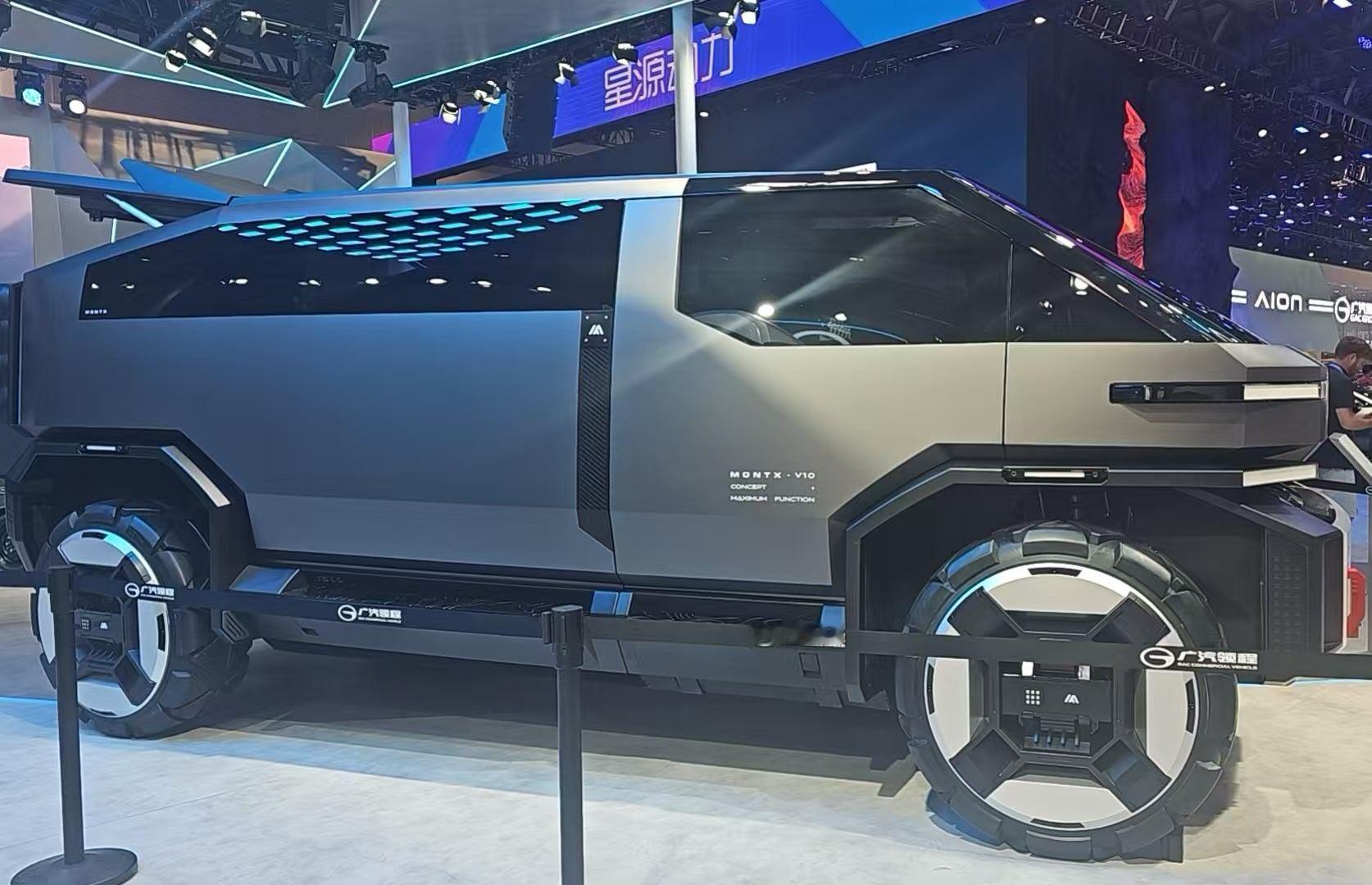 来，带你们溜达一下北京车展。北京这展馆大的反人性，差点没把我走残了