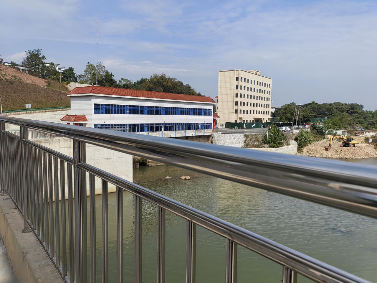 赣南最大引水水利工程、章江灌区大坝经过重建，重新焕发活力，为南康区饮用水、工农业