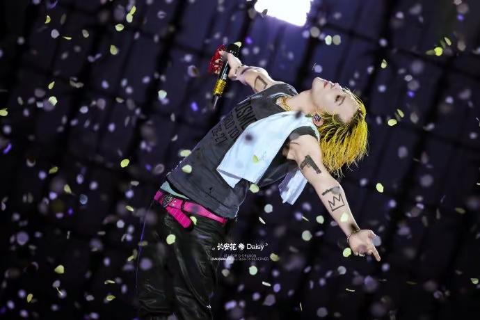 又美又帅的GD大人。20260822高阳场团巡…又美又帅的GD大人向全世界安利权