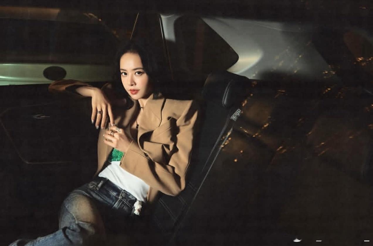 蔡依林蔡依林中生代第一女歌手 恭喜正式成为Uber代言人 🎉🎉🎉全新广告“