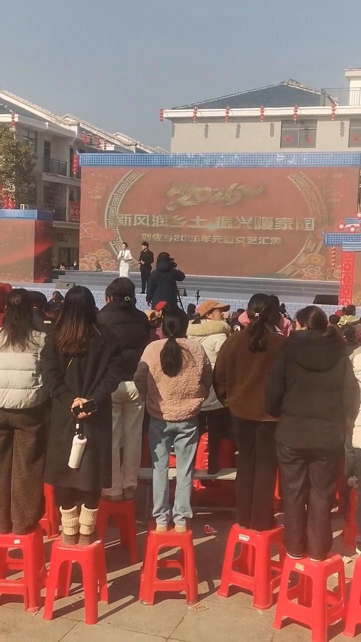 说到刘朵这几年的变化，最有感触的还得是老百姓自己。