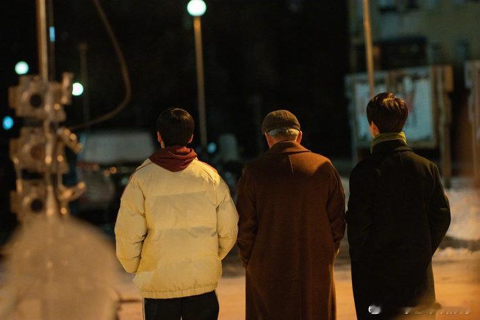 满屏合照氛围感拉满，真诚告别戳中人心，这段同行的时光太值得珍藏！ 