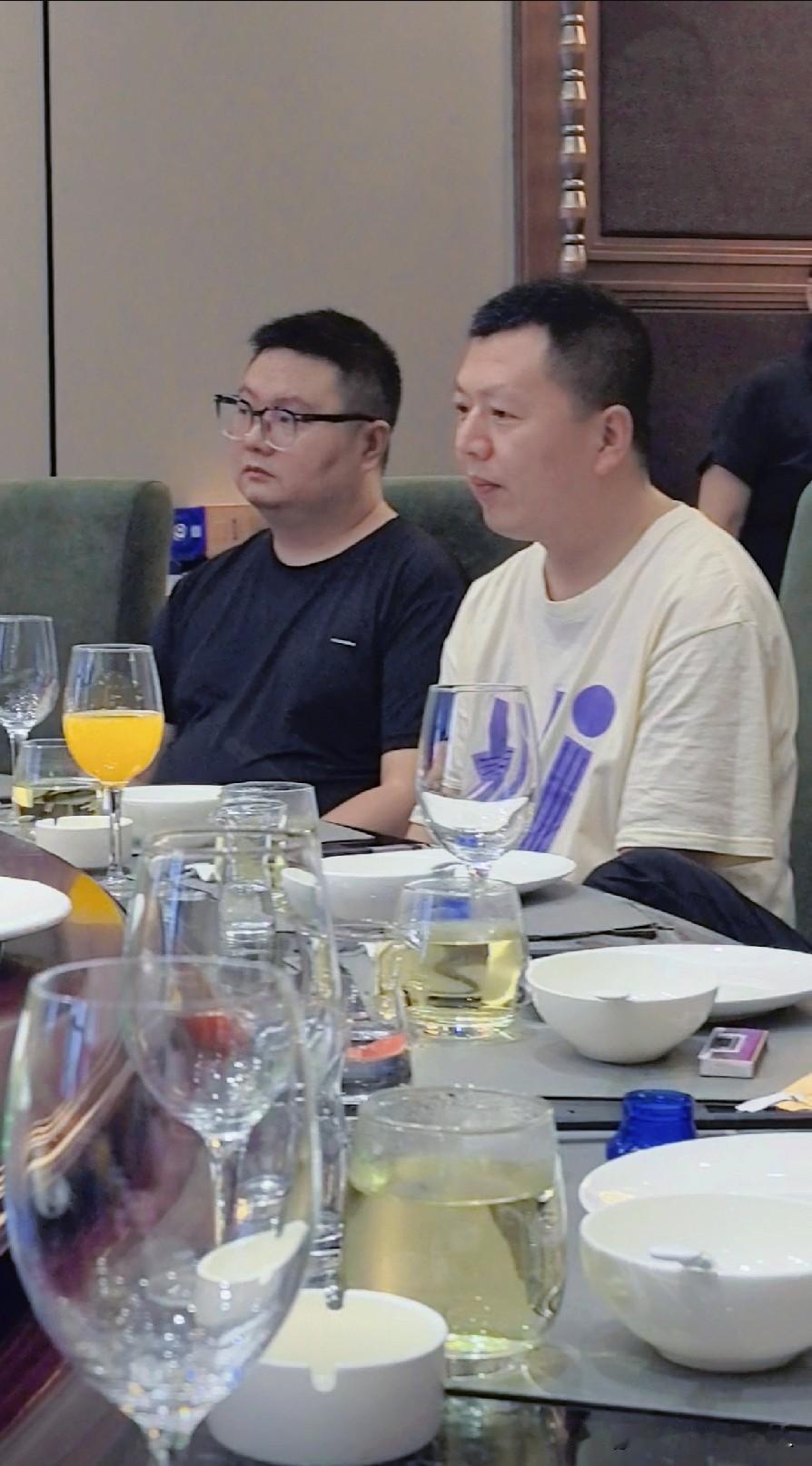 【河南舞阳的朋友，你们酒桌上敬酒有必须喝5个的规矩？寓意无病无灾】昨天，老家本门