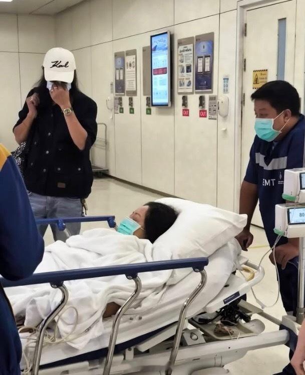 泰星tangmo妈妈进ICU 已故泰星Tangmo哥哥Toi发文透露，母亲突发疾