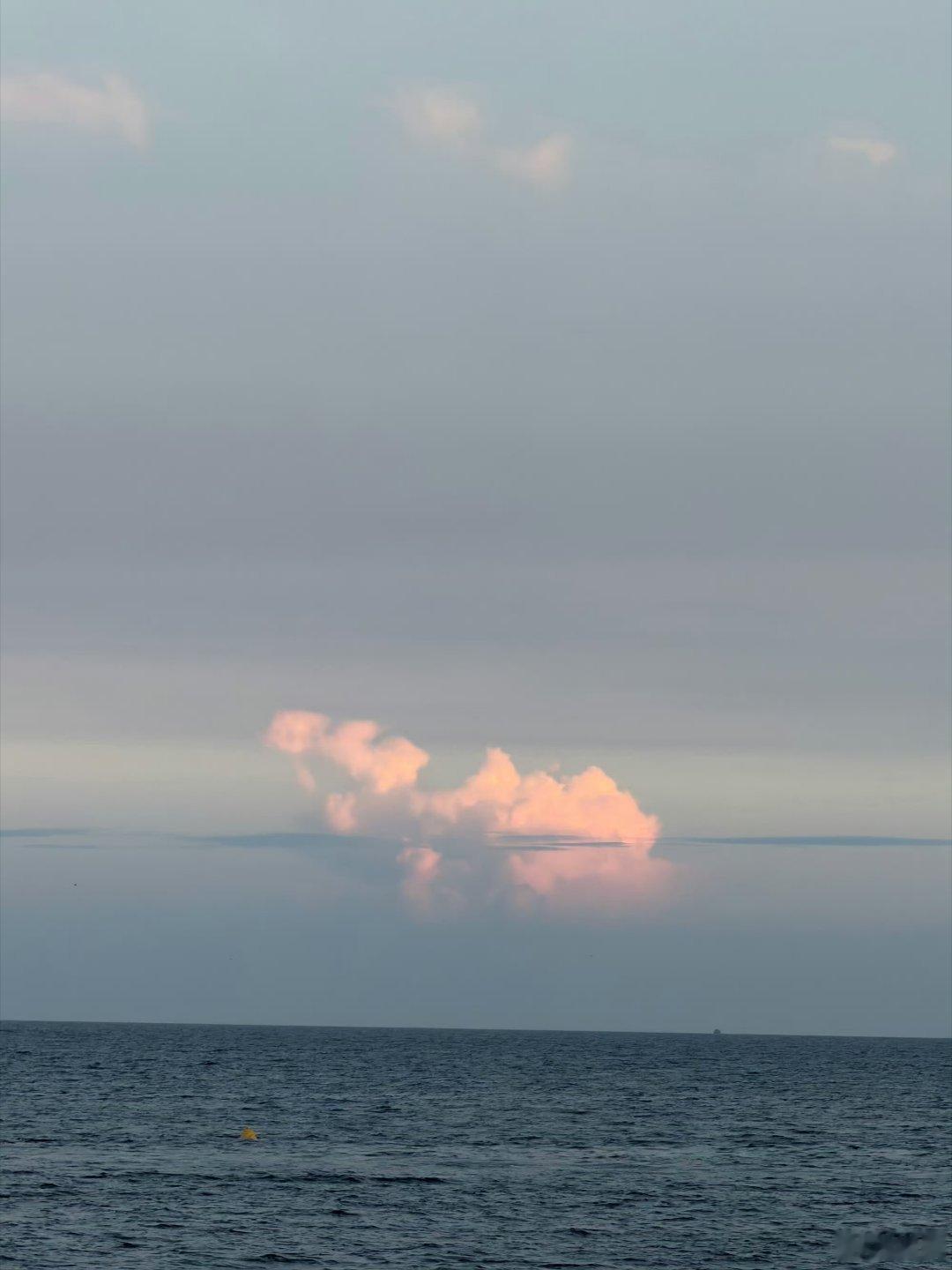 宝宝你看夕阳我看你😘 ​​​