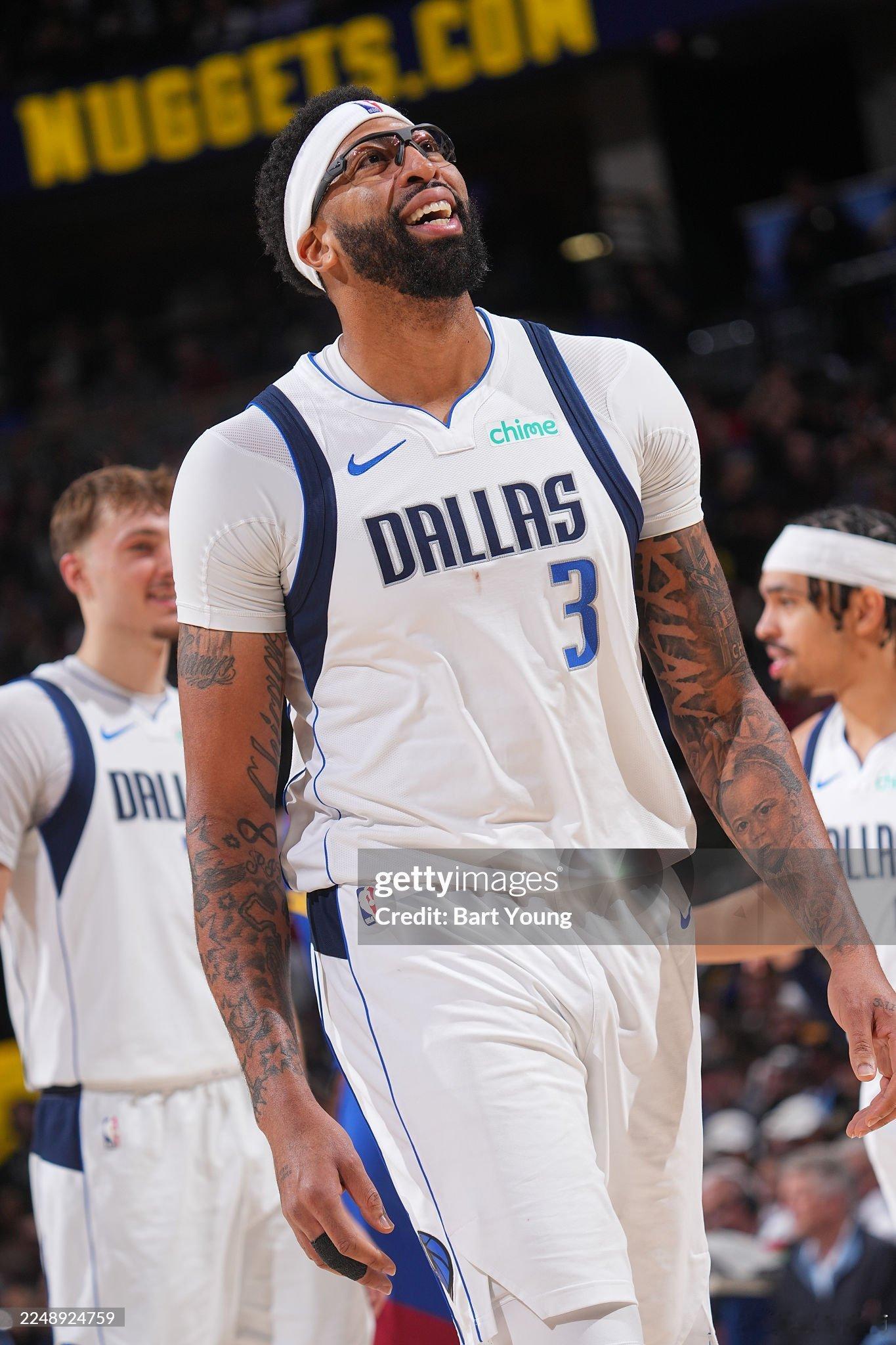 MFFL 来自Shams的消息。特雷杨在老鹰的生涯即将走向终点。老鹰已经将重心转
