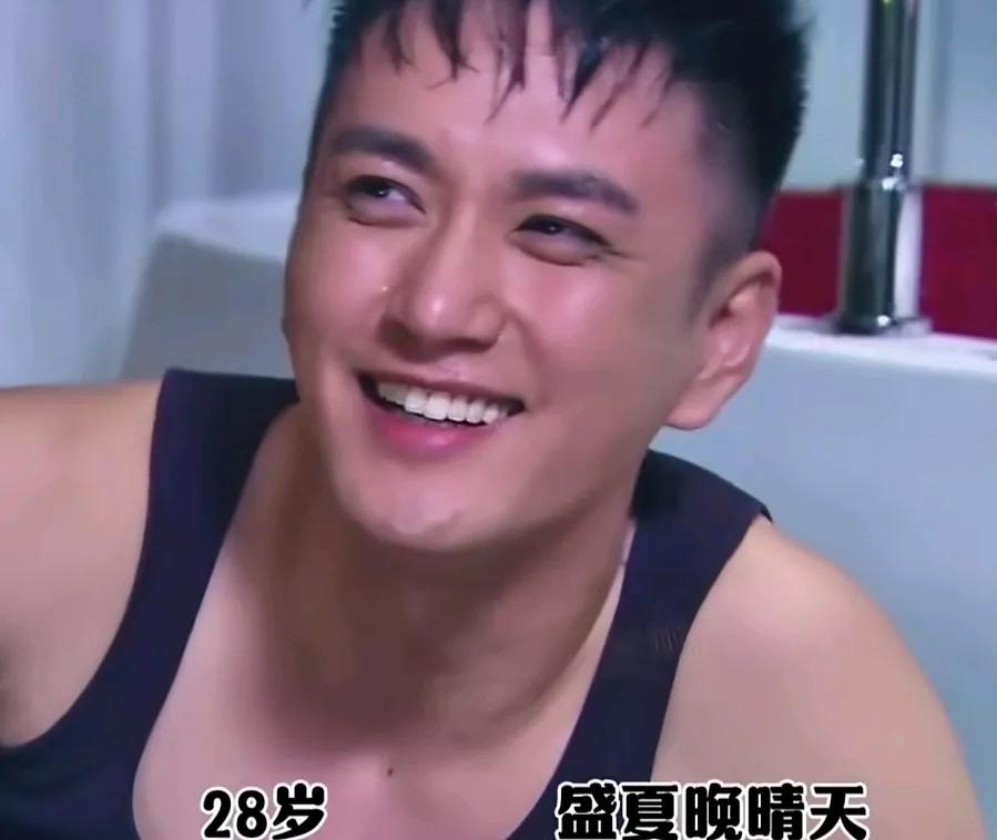 找到牙齿的原因了。

就算不贴瓷片，也很好看啊，

贵圈里非得追求完美，

都是