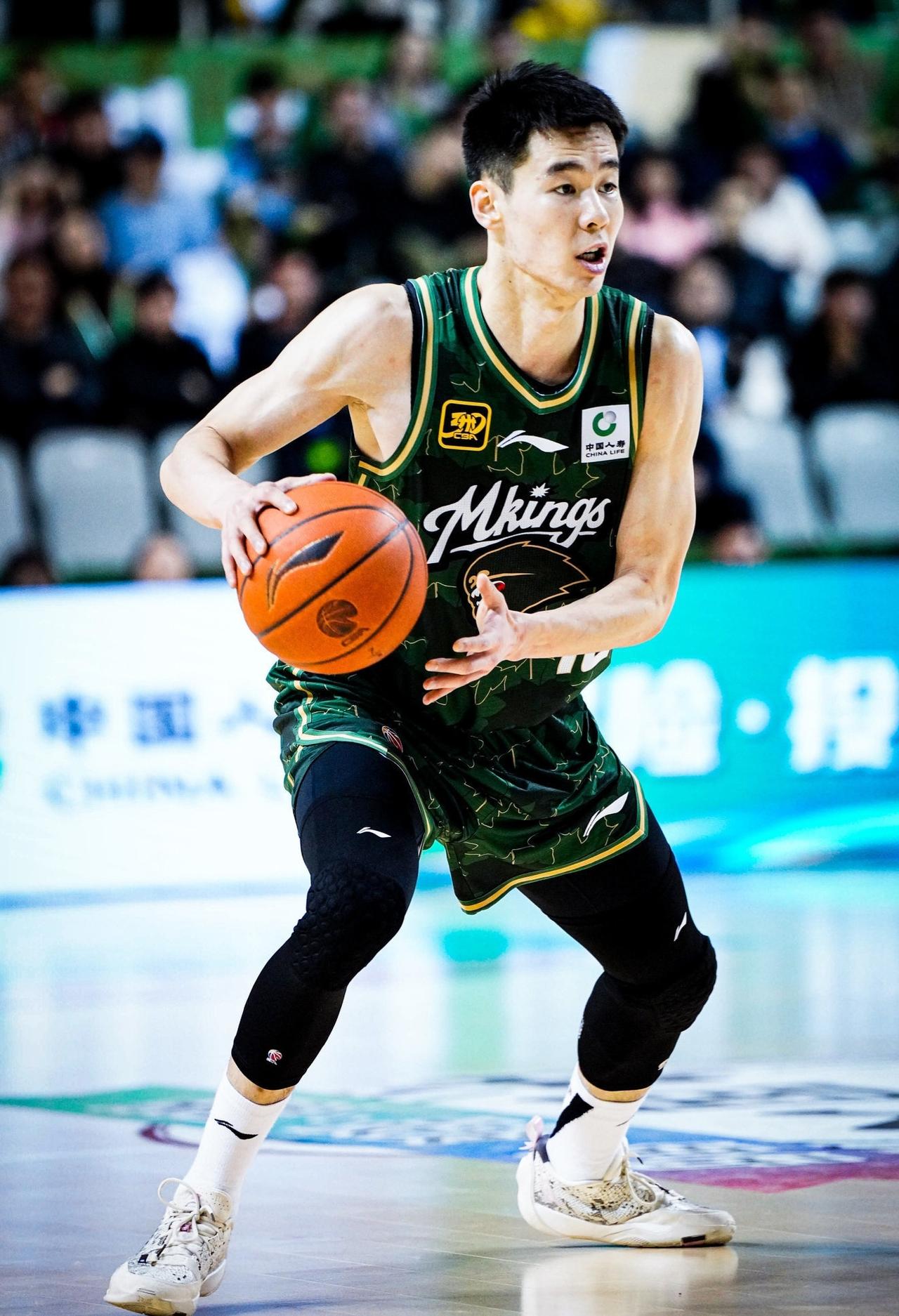 联赛得分王进不了国家集训队！为什么郭仕强不给郭昊文机会？
千呼万呼始出来的中国男