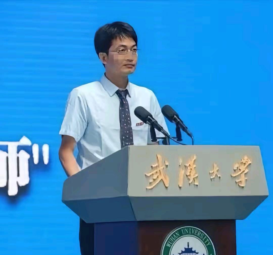 付磊教授，大学霸，是其两个女儿86页PDF的男主角。本科就是武汉大学，博士中科院