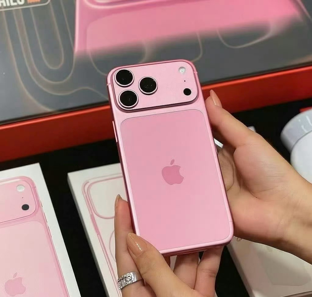 实测iPhone17Pro褪色情况颜色有点差别就算了，但直接从橙的变成粉的……这