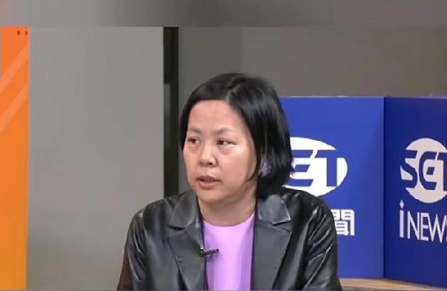 李贞秀彻底被黄国昌打到对立面了，现在忘记了自己在立法院被民进党霸凌，现在上绿色媒