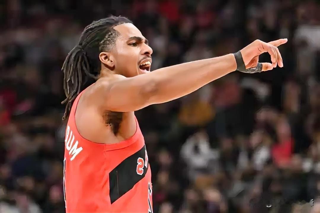 猛龙新秀被打懵：骑士天赋太满，我找不着蛇头是谁！
 
季后赛G1猛龙不敌骑士，赛