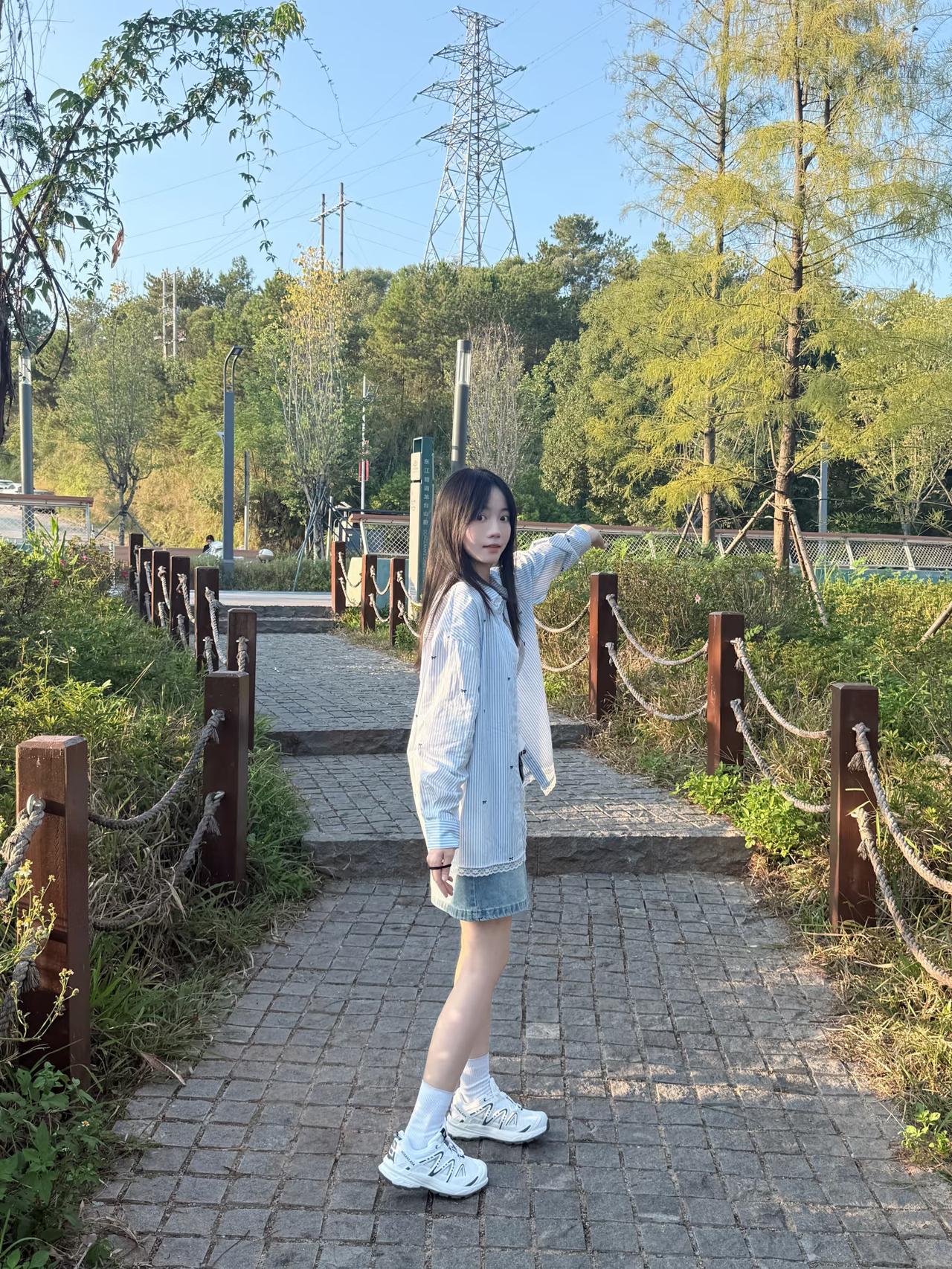 来拍照了短暂游玩的照 都来自拍吧 都来拍照打卡吧
