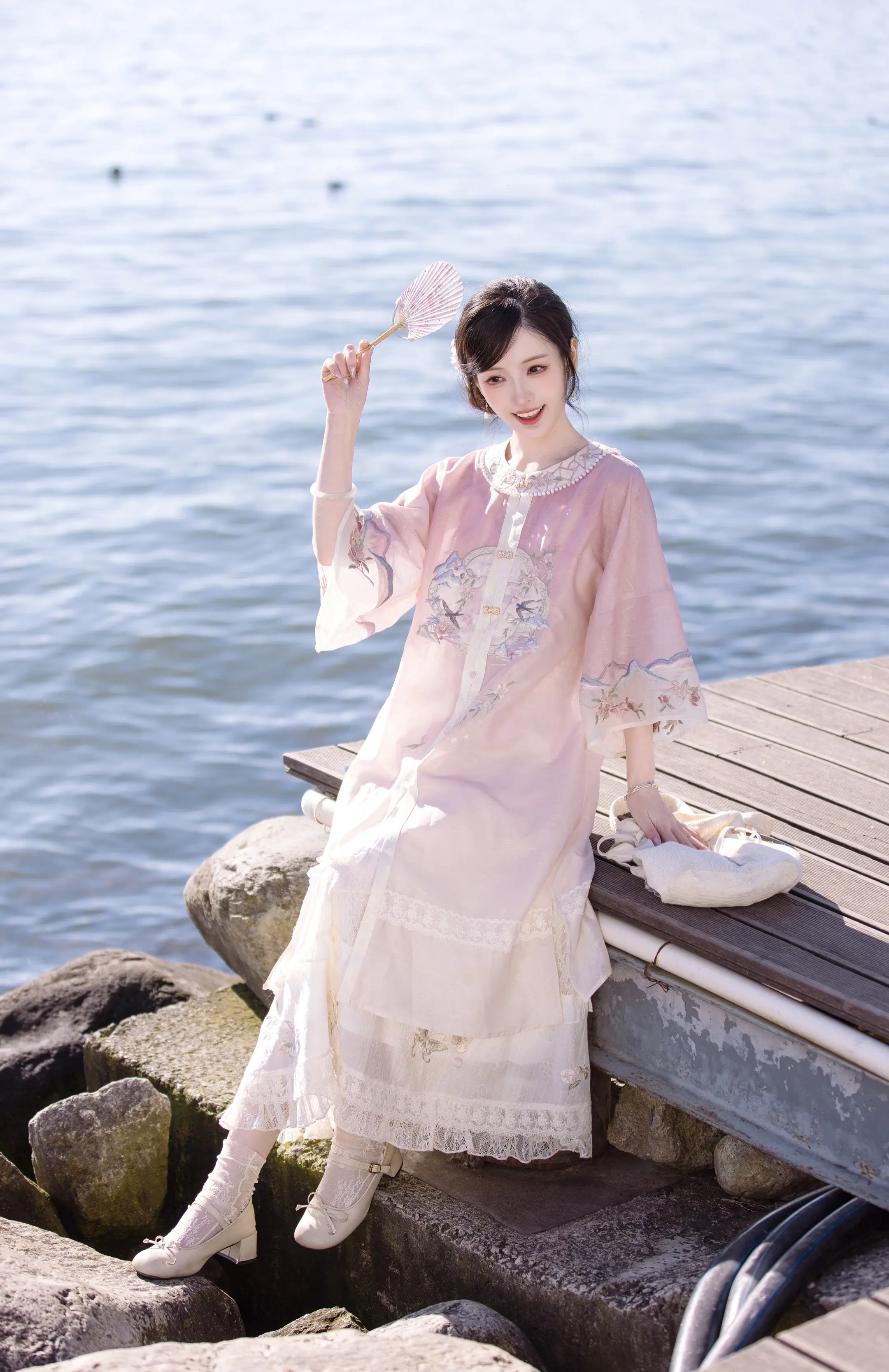 靠近阳光 什么都不用想。