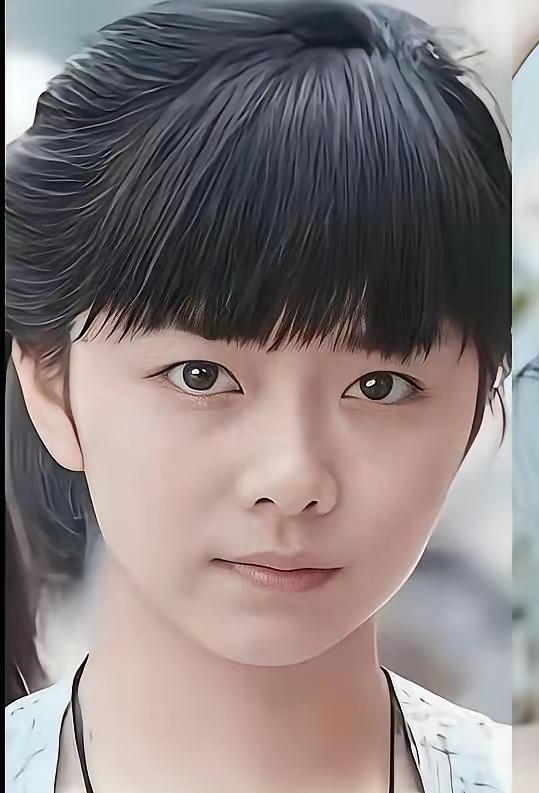 谭松韵原来之前长这样，以前和现在比，变化不小：
气质变了，
气场变了，
演技变了