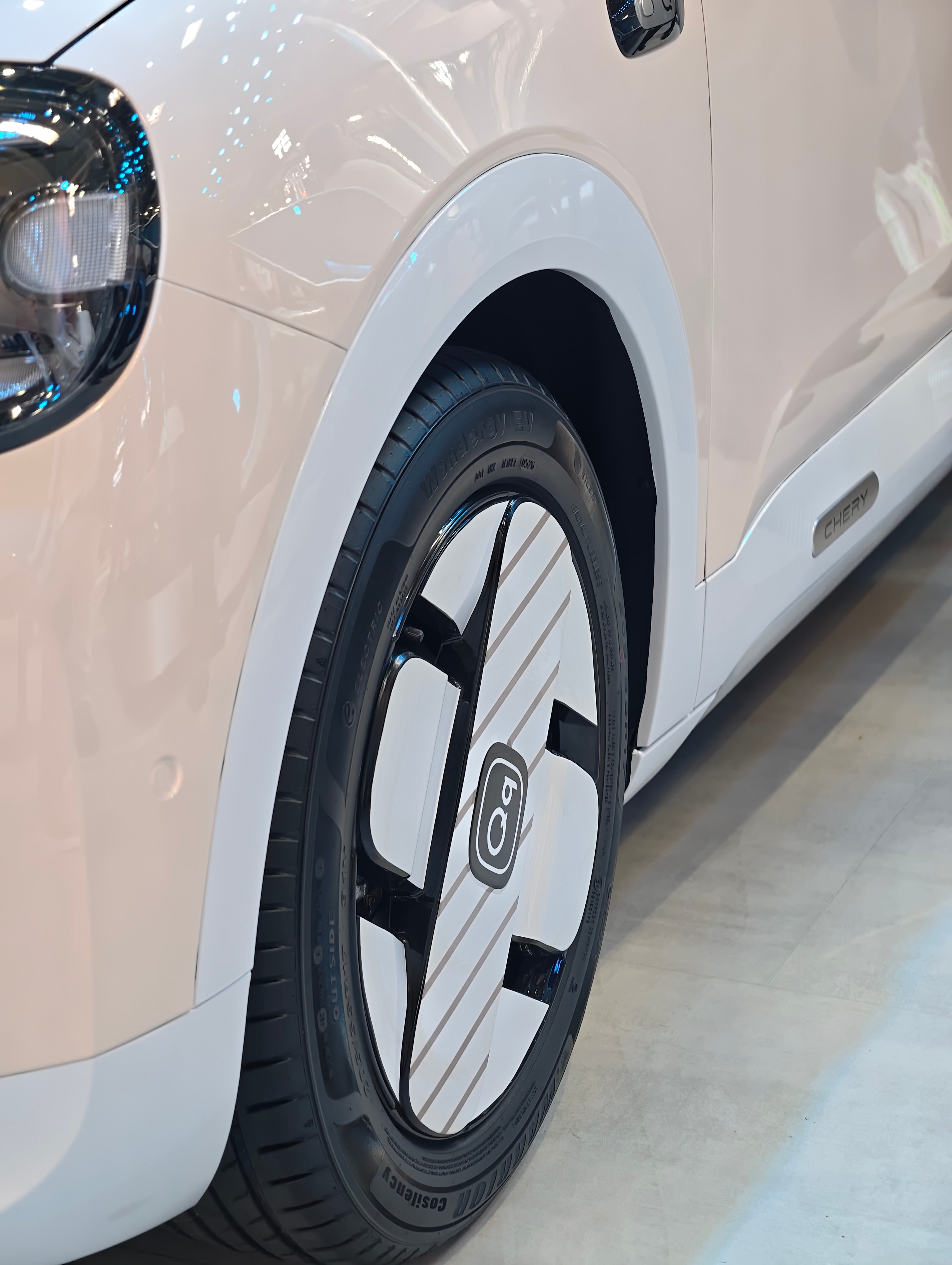 全新 QQ3 这一代明显不只是“代步小车”啦2700mm 轴距、85% 得房率再