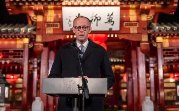 120架空客大单敲定！默茨当场感慨：访华一趟，太值了！
 
2月25日，德国总理