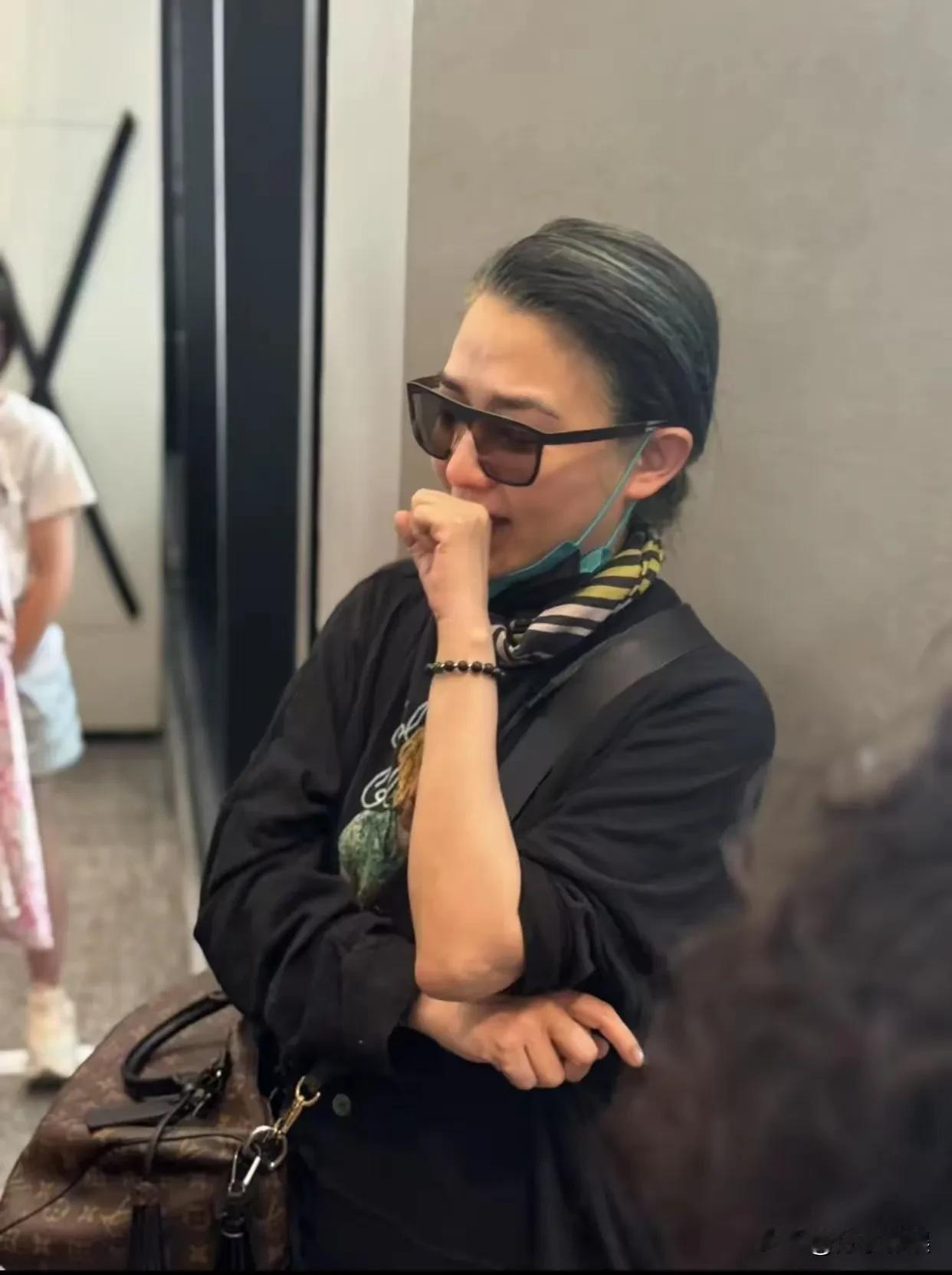 小萱萱，
到底哪个才是真的你？