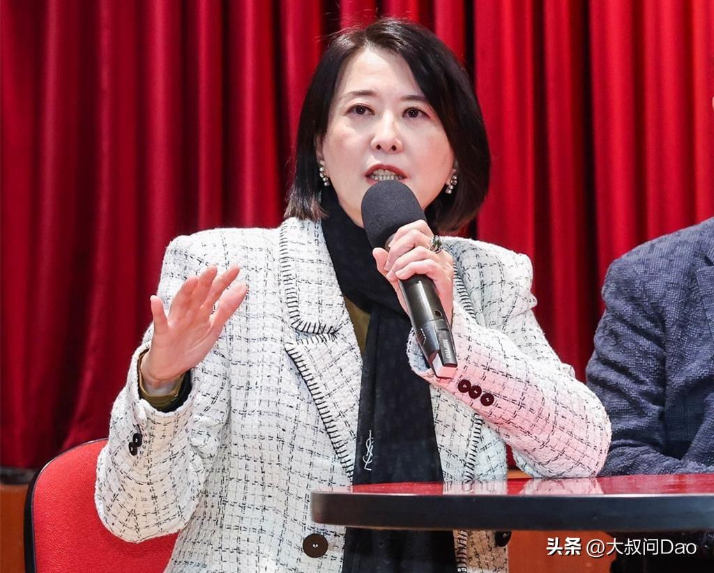 民进党大公投剧本出炉！王鸿薇：输不起就翻桌，玩腻了！
 
最近，台湾政坛又上演了