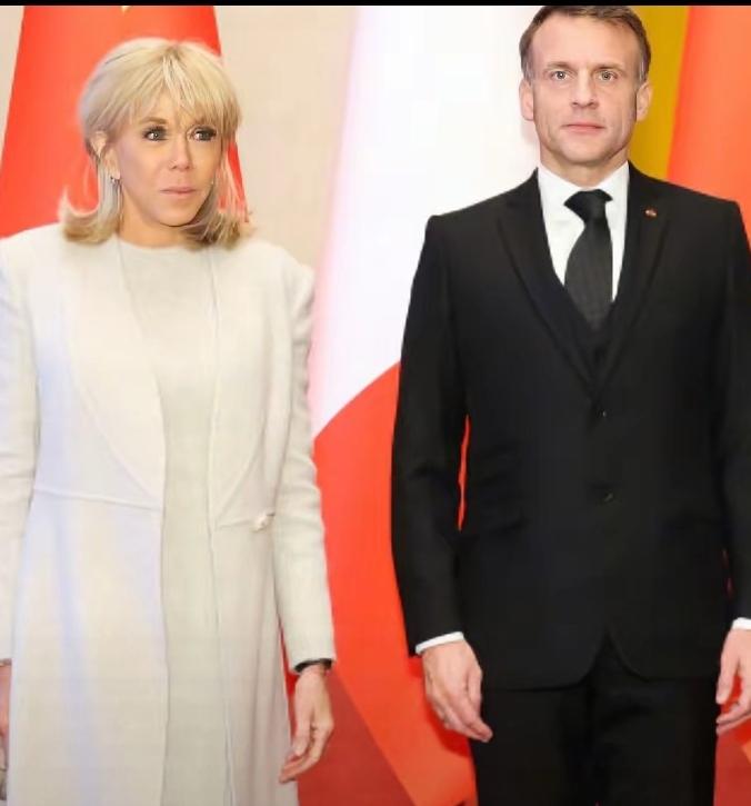 马克龙这下气的后槽牙都咬碎了，
他带布丽吉特来华，居然有人说布丽吉特年纪大，不如