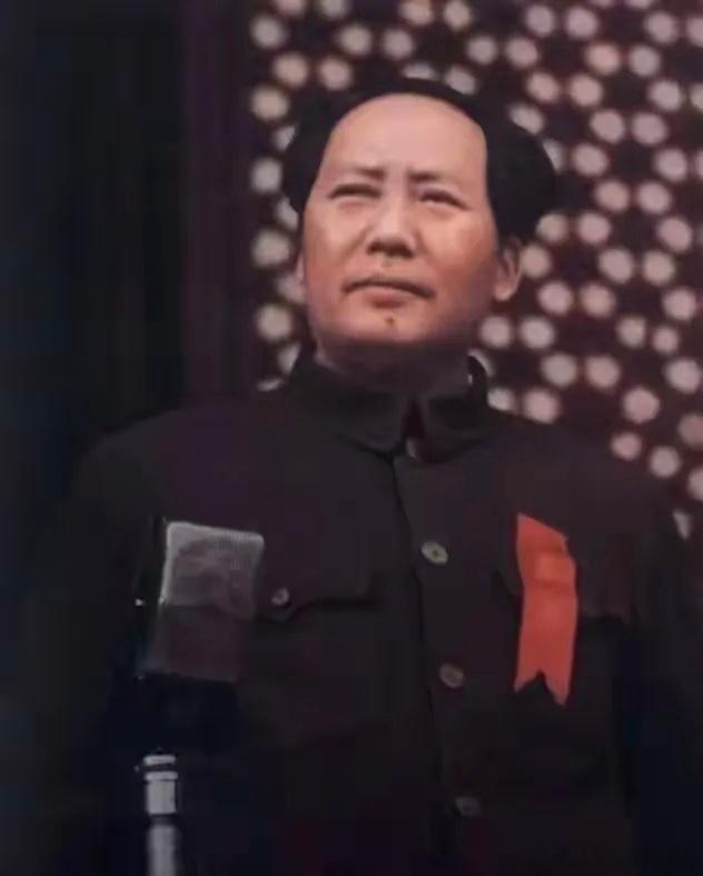 “革命总是要经过反复斗争的，做得好可以把政权保持下去，不脱离群众。 凡是脱离群众