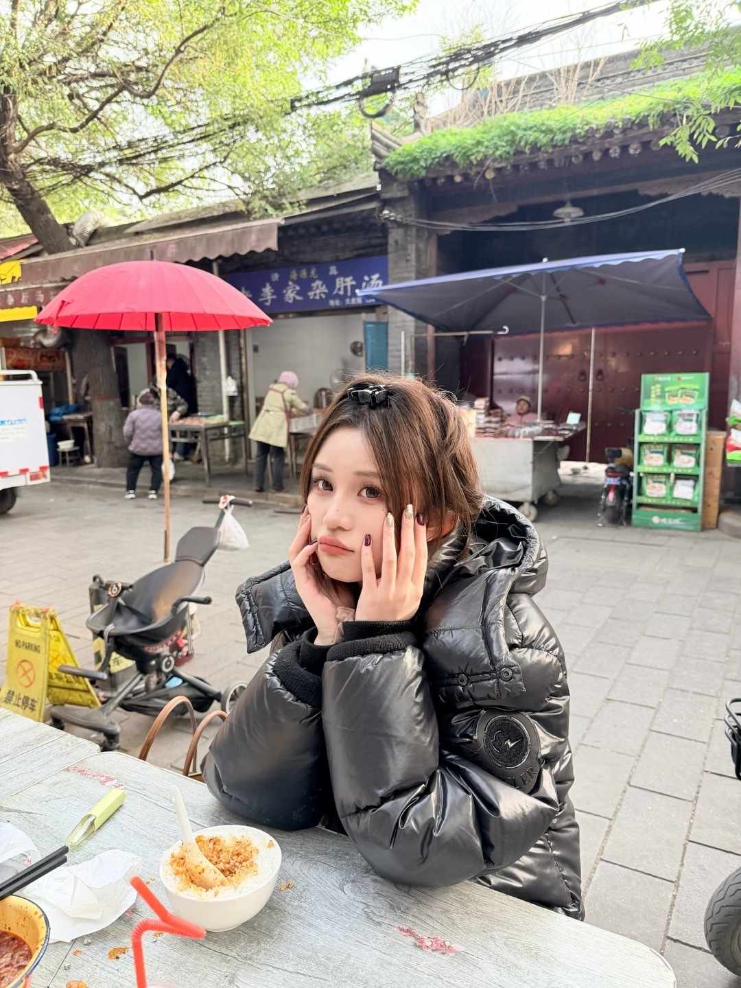 出来玩就是换地方打瓦hh 有啥好吃的推荐嘛辣一点的！ 