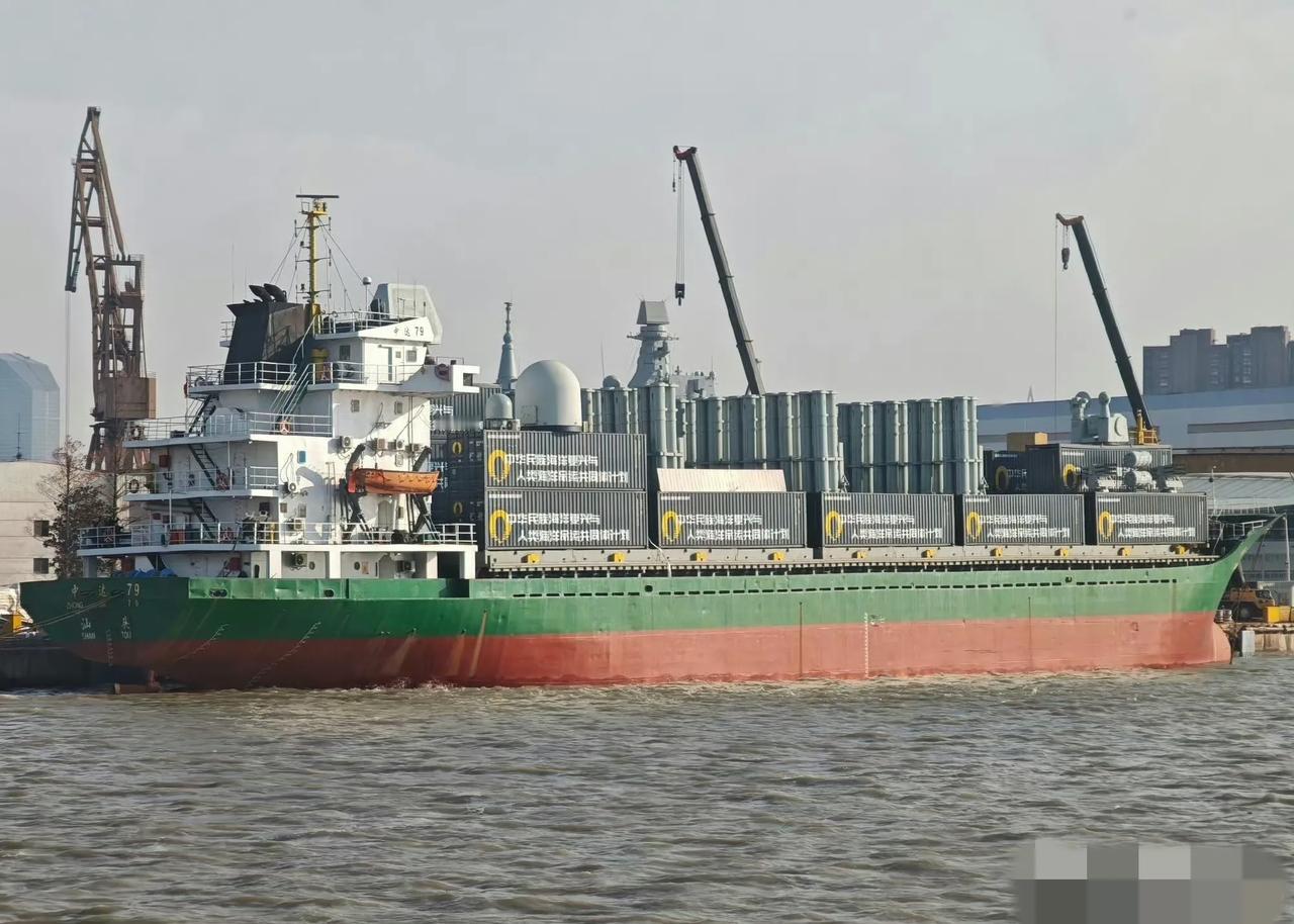 拿这个当圣诞礼物也是可以的，伟人满意，老美也固然没有嫌弃的资格。亚音速、高超音速