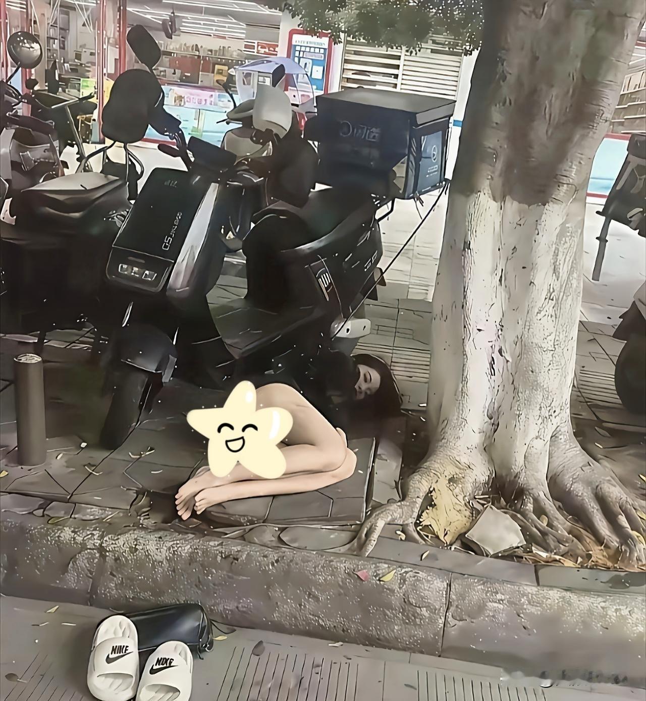 一个女的躺路边
遇到这样情况该怎么办，
老铁们？[笑哭]
分享一张最近随手拍的照