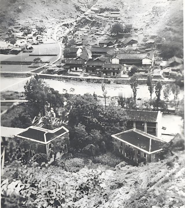 1961年的一天，一组拍摄于浙江省青田县高市乡的八张黑白照片被送到远在台北的陈诚
