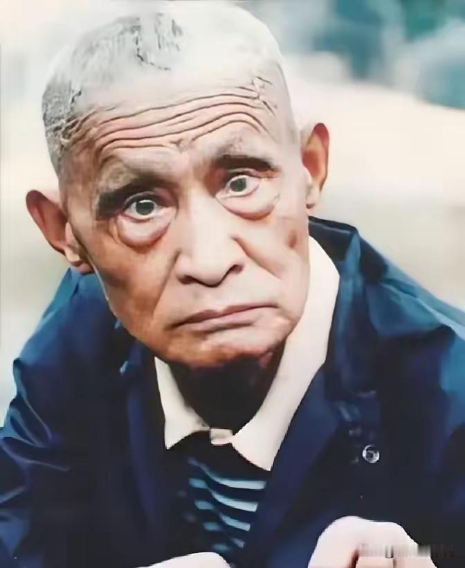 1930年，武术家万籁声在上海与德国拳击家克利比武，克利对万籁声说："这瘦猴能接