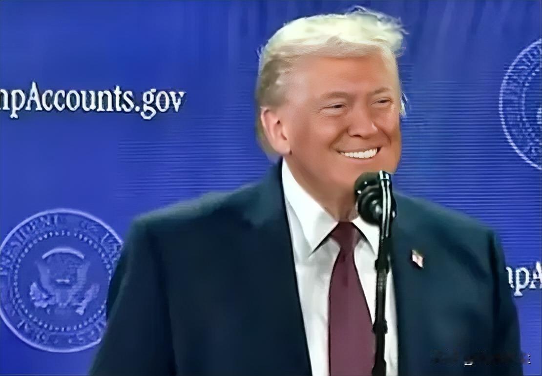 特朗普:“如果我遇到什么问题，因为很难获得大家的批准，他可是个法律天才，他非常出