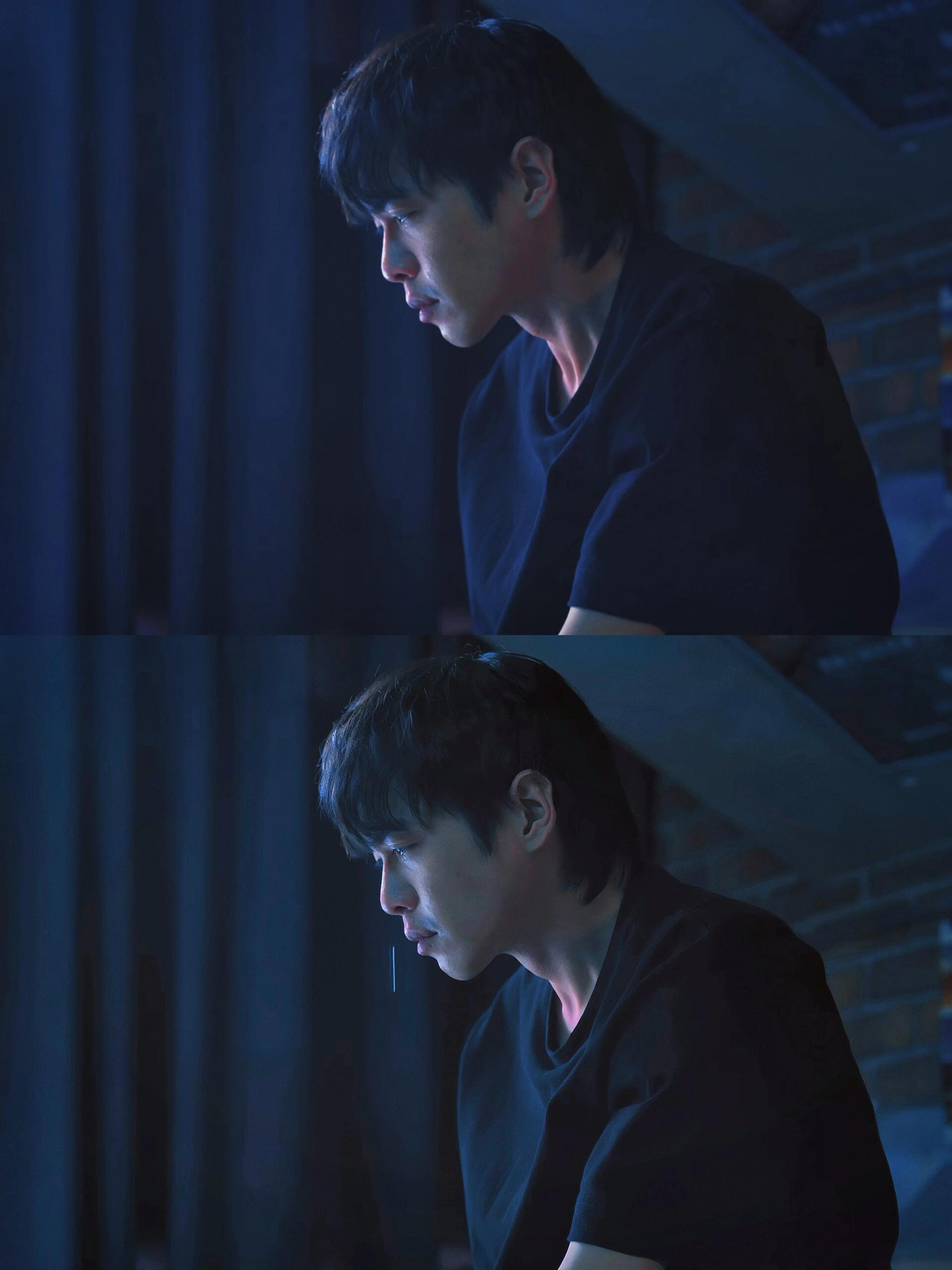 共情了高风的每一次落泪高风每次落泪都像碎玻璃扎心。听着养母诉说，他愧疚崩溃，“为