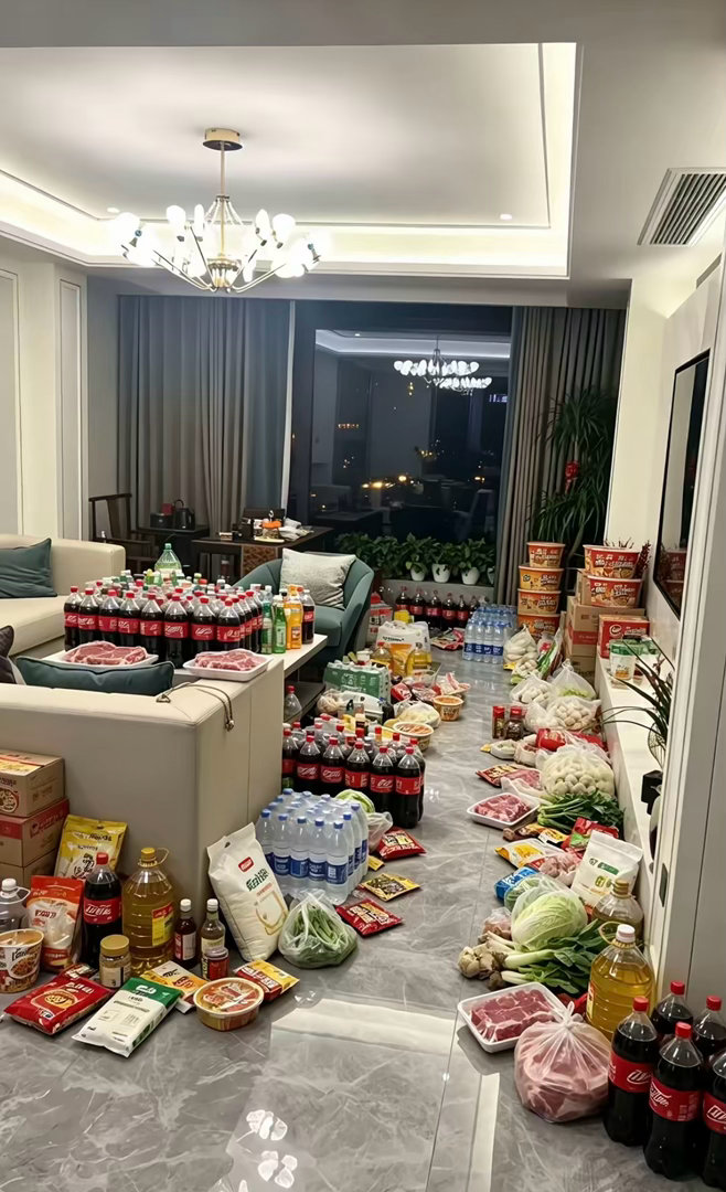 超强台风“巴威”快来了，也不知道囤的这些东西够不够 