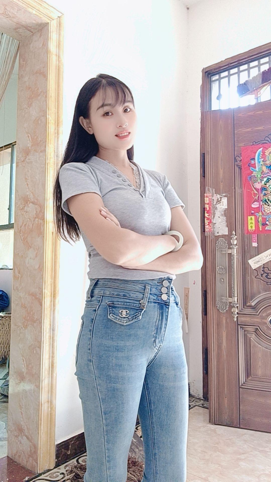 其实没有情绪的日子都很幸福