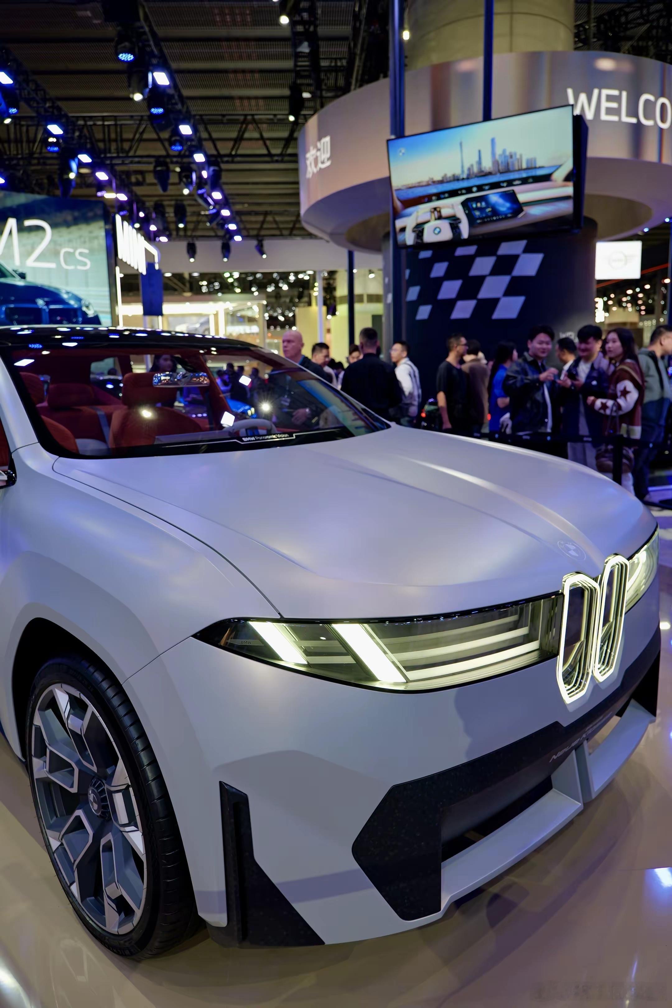 打卡 宝马展台，新世代iX3是宝马集团面向未来推出的电动车型，采用4695大圆柱