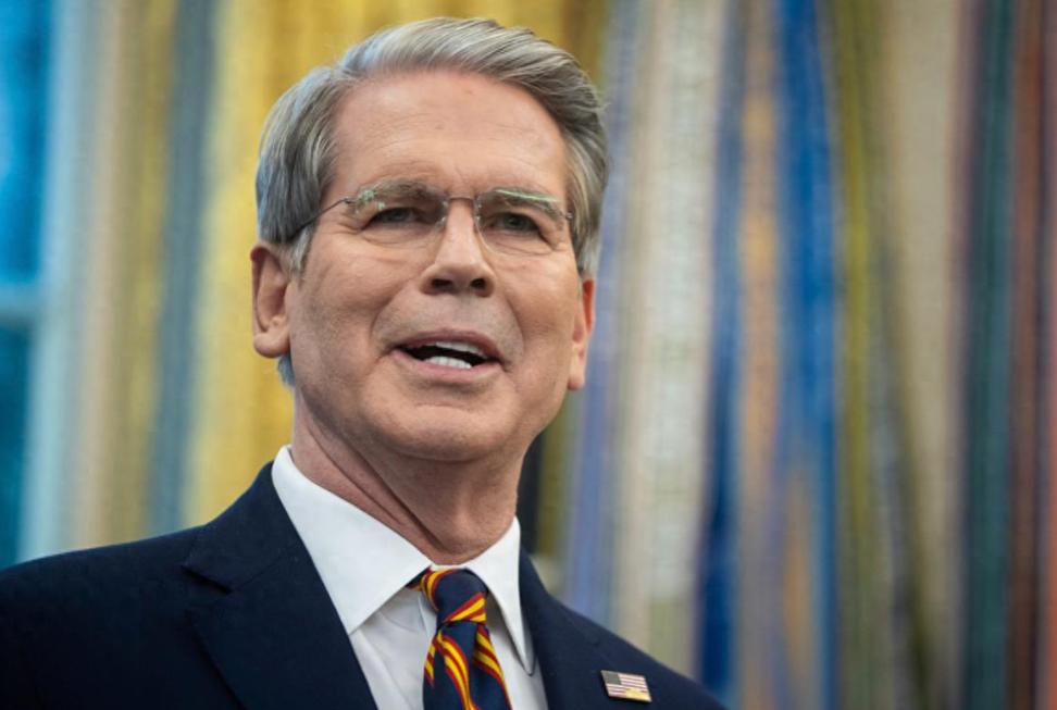 特朗普签完涉台法案，美国财长对中国的称呼变了，用了一个从未出现在中美关系字典里的