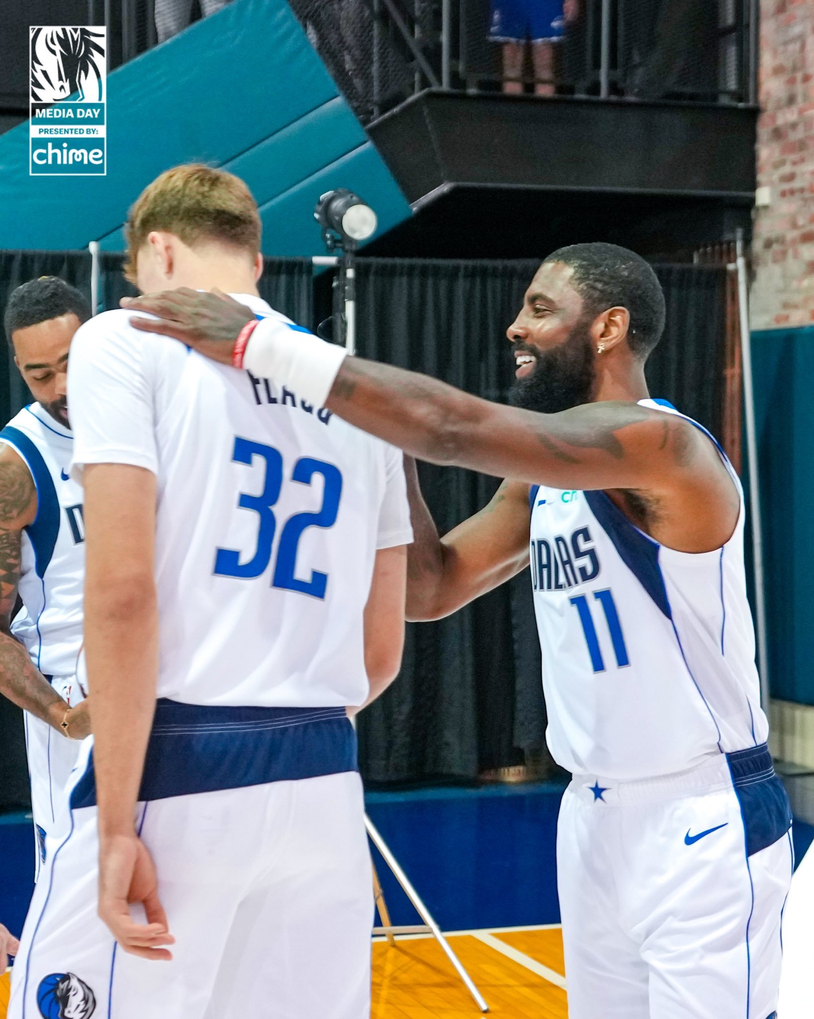 基德在《DLLS Mavs Podcast》节目中谈到了弗拉格。基德表示：“当你