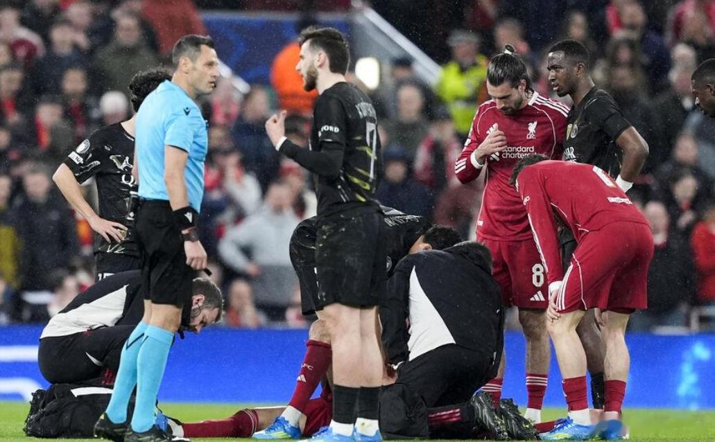 埃基蒂克跟腱断裂 埃基蒂克跟腱断裂 无缘2026世界杯据《巴黎人报》4月15日报