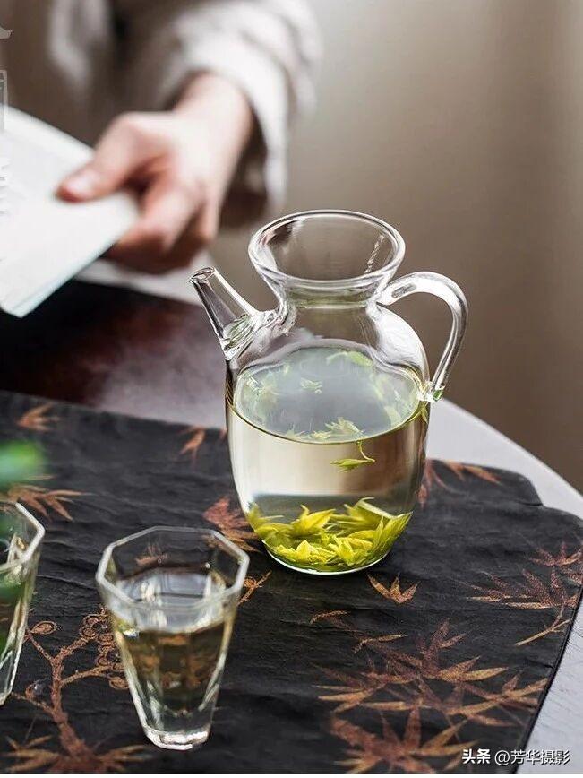 男人生理性的喜欢，就像是养女儿一样，出门怕她迷路，怕她被人刁难，怕她独自出事后的