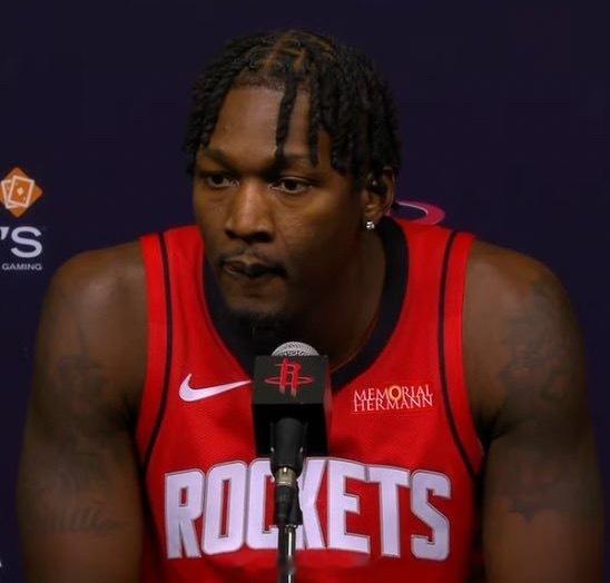 赛季首次更新状态！明日vs湖人，芬尼-史密斯升级为出战存疑！火箭vs湖人休斯顿火